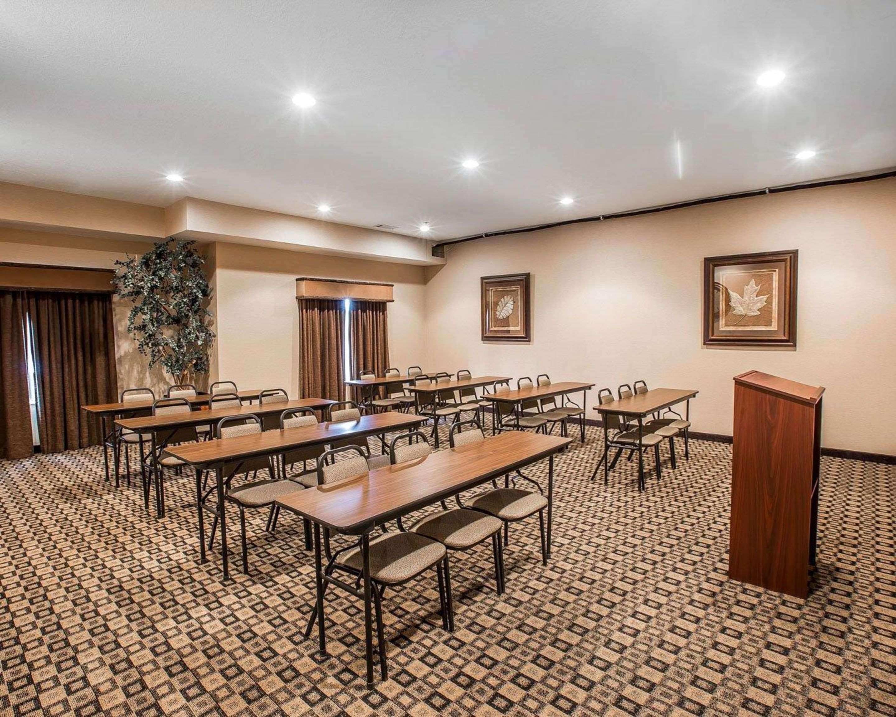 Comfort Inn & Suites Blue Ridge Bagian luar foto