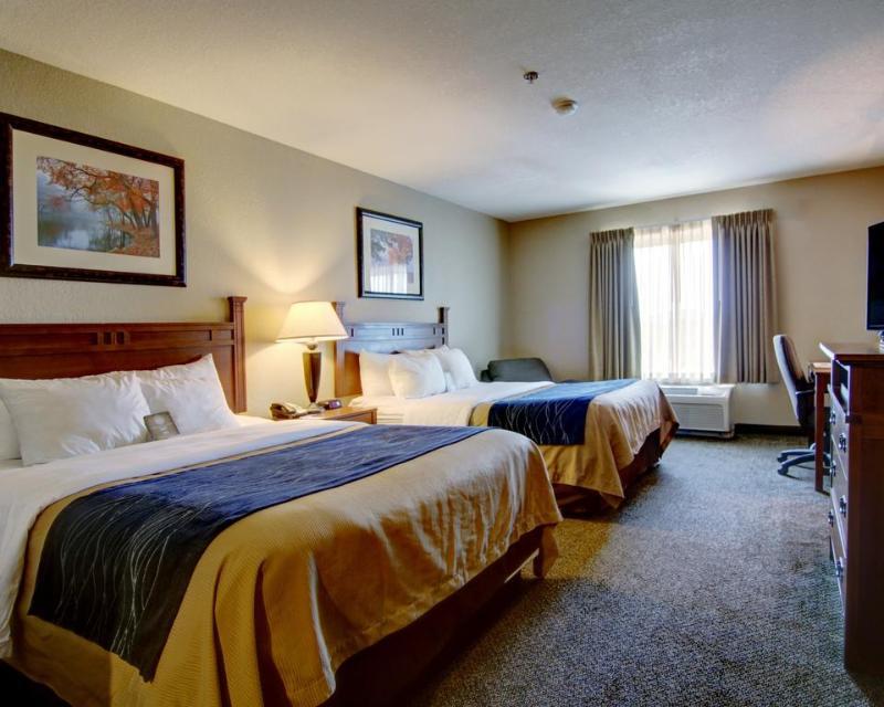 Comfort Inn & Suites Blue Ridge Bagian luar foto